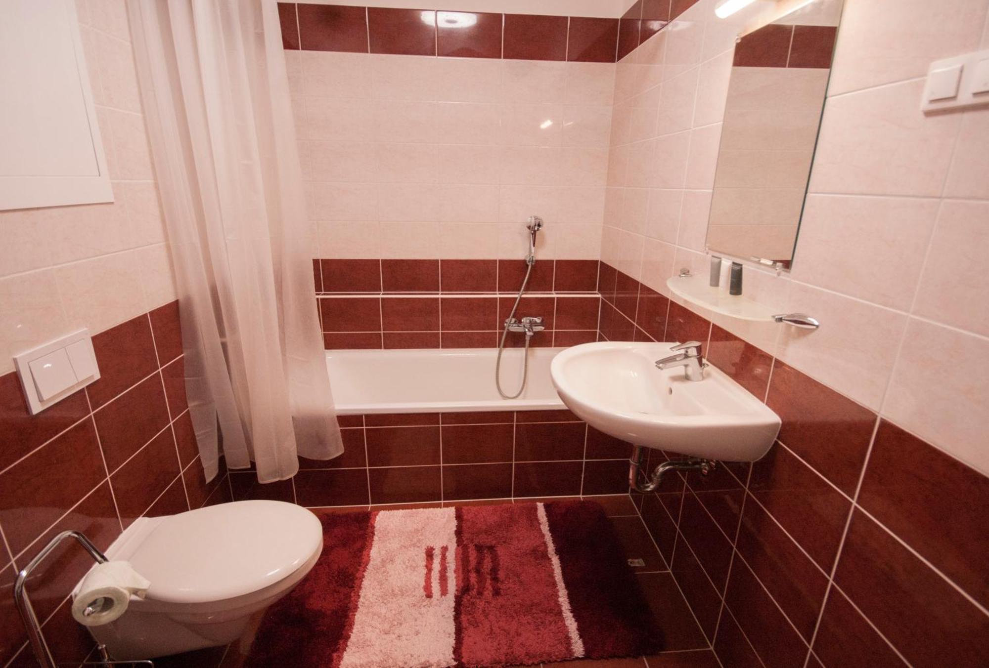 Keleti Studio Apartments Будапеща Екстериор снимка